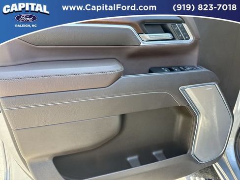 Used 2025 GMC Sierra 2500 Denali w/ Denali Reserve Package AWD/4WD image 20