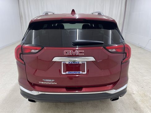 Used 2020 GMC Terrain SLT w/ Preferred Package image 4
