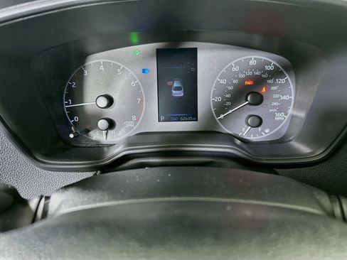 Used 2024 Toyota Corolla LE FWD image 19