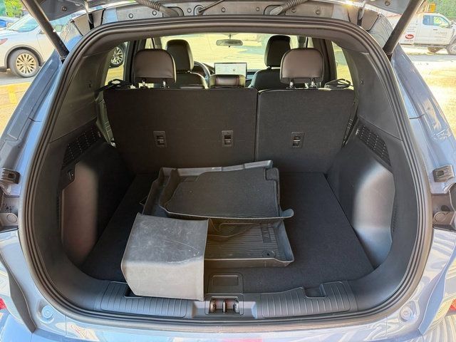 Used 2024 Ford Escape ST-Line w/ Tech Pack #1 AWD/4WD image 7