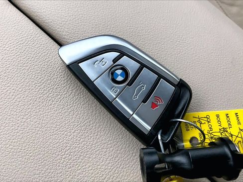 Used 2021 BMW X5 xDrive40i w/ Premium Package 3 image 13