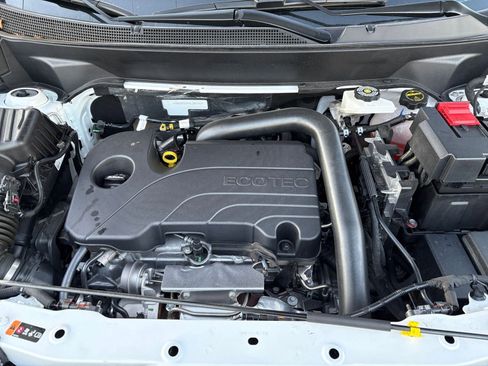 Used 2025 Chevrolet Equinox LT image 31