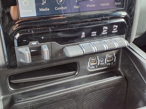 Used 2022 RAM 2500 Laramie image 24