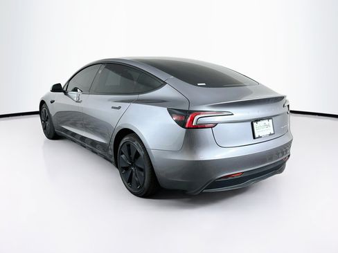 Used 2025 Tesla Model 3 Long Range AWD/4WD image 5