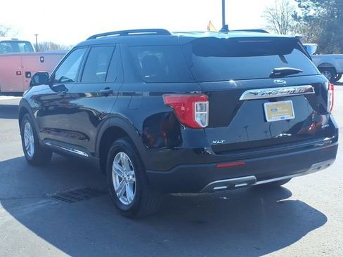 Certified 2023 Ford Explorer XLT w/ Equipment Group 202A image 4