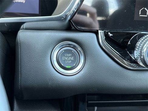 New 2025 GMC Canyon Elevation w/ Convenience Package image 15