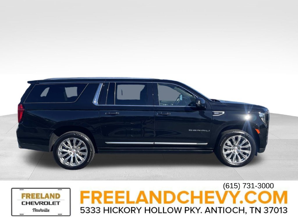 Used 2022 GMC Yukon XL Denali RWD image 2