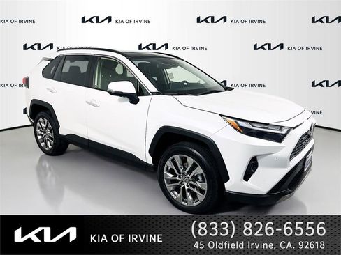 Used 2022 Toyota RAV4 Limited FWD image 1