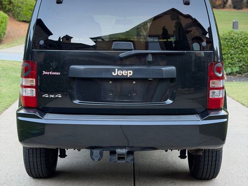 Used 2010 Jeep Liberty Sport w/ Popular Equipment Group AWD/4WD image 7