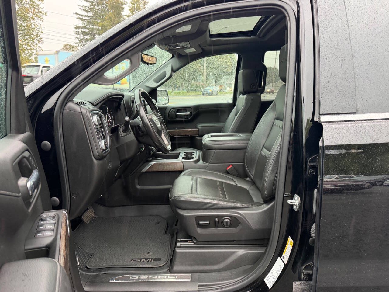 Used 2020 GMC Sierra 1500 Denali w/ Technology Package AWD/4WD image 9