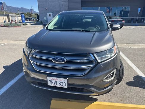 Used 2015 Ford Edge Titanium image 2