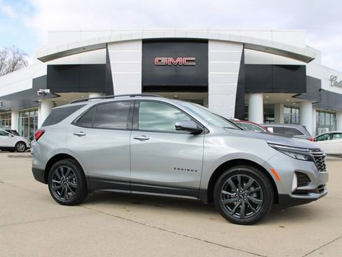 Used 2023 Chevrolet Equinox RS w/ RS Leather Package image 1