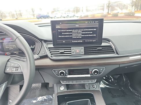 Used 2022 Audi Q5 2.0T Premium Plus image 18