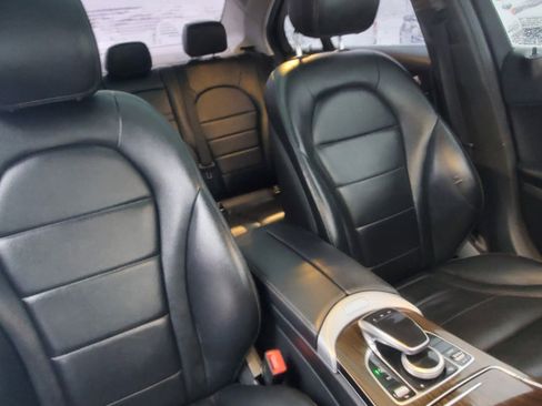 Used 2015 Mercedes-Benz C 300 4MATIC Sedan image 14
