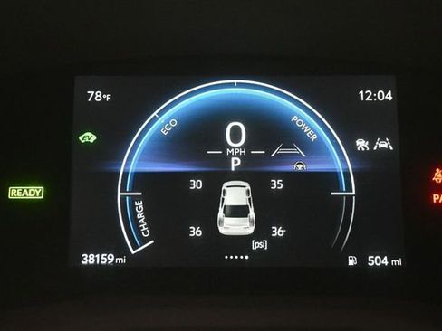 Used 2025 Toyota Camry SE FWD image 17