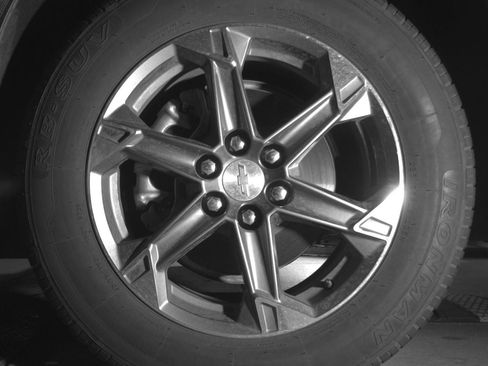 Used 2025 Chevrolet Blazer LT FWD image 9