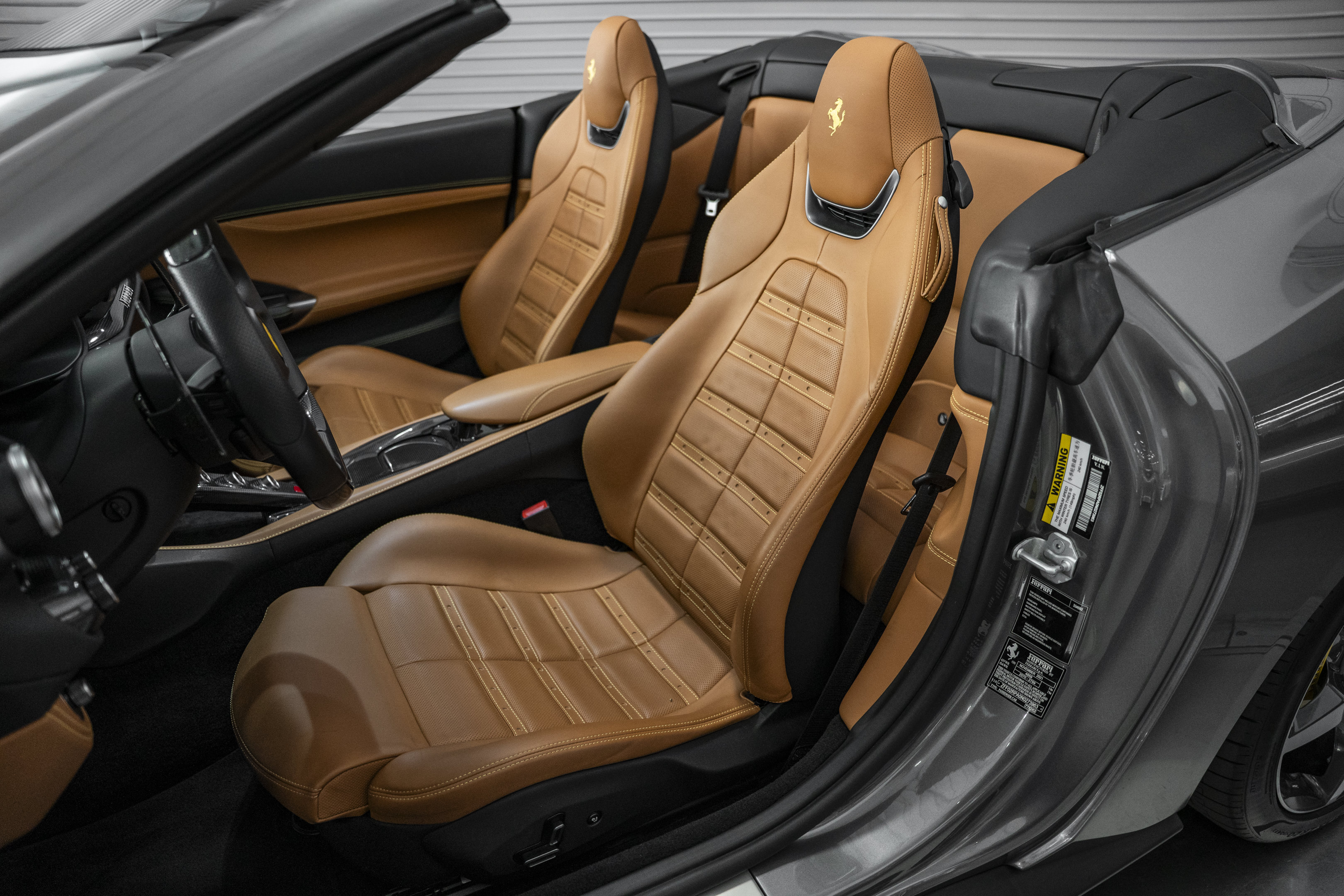 Used 2022 Ferrari Portofino M RWD image 24