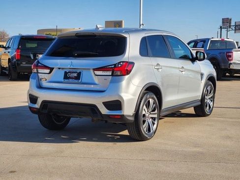 Used 2025 Mitsubishi Outlander Sport AWD image 14