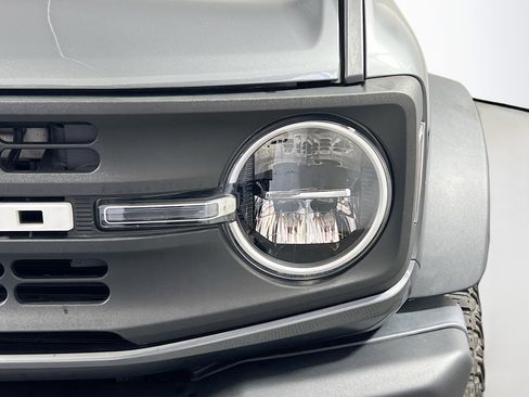 Used 2022 Ford Bronco Black Diamond w/ Sasquatch Package image 11