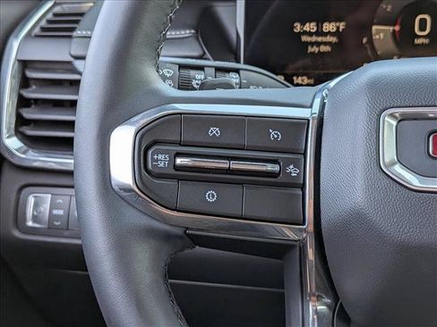 Used 2024 GMC Acadia Elevation FWD image 12