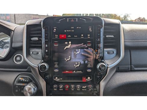 Used 2019 RAM 1500 Laramie image 23