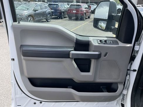 Used 2021 Ford F350 XLT AWD/4WD image 20