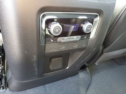 New 2026 GMC Yukon XL Denali w/ Denali Reserve Package image 15