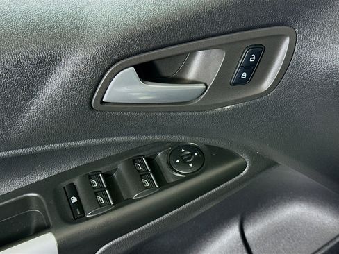 Used 2016 Ford Transit Connect XLT image 23