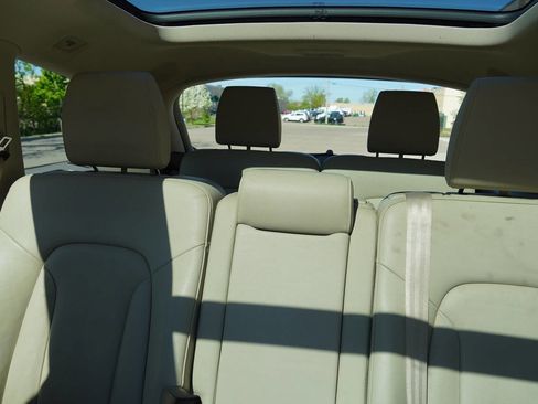 Used 2015 Audi Q7 TDI Premium Plus AWD/4WD image 24