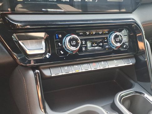 Certified 2026 GMC Sierra 2500 AT4 w/ AT4 Premium Plus Package AWD/4WD image 19
