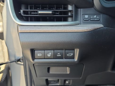 Used 2025 Toyota Grand Highlander AWD Hybrid image 23
