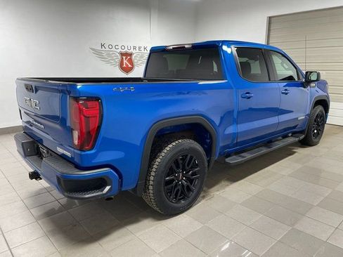 Used 2022 GMC Sierra 1500 Elevation w/ LPO, Elevation Black Package image 6