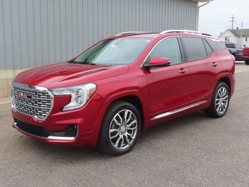 Used 2023 GMC Terrain Denali w/ LPO, Cargo Package AWD/4WD image 8