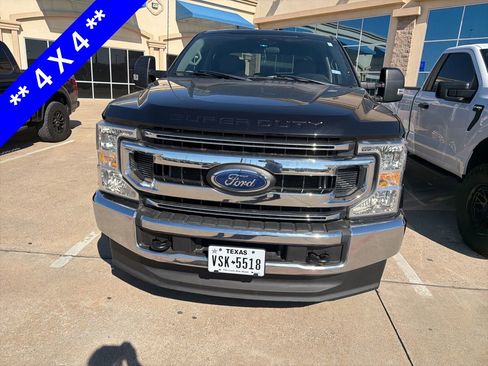 Used 2022 Ford F250 XLT image 2