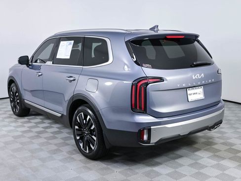 Used 2025 Kia Telluride SX FWD image 3