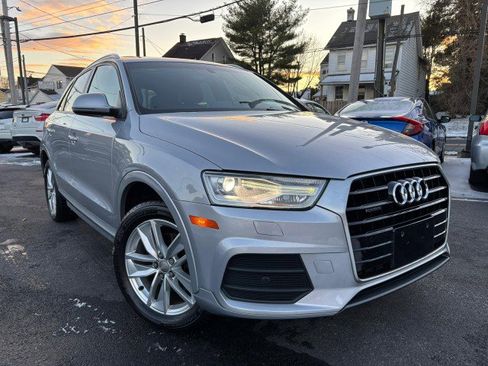 Used 2017 Audi Q3 2.0T Premium image 4