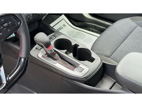 Certified 2024 Chevrolet Trax RS w/ Driver Confidence Package image 11