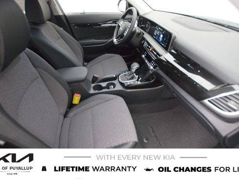 New 2026 Kia Seltos S image 16