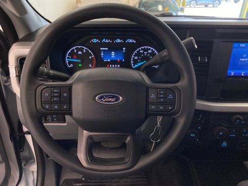 New 2025 Ford F550 4x4 SuperCab Super Duty image 16