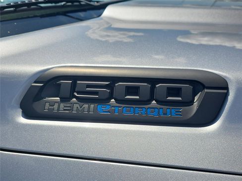 Used 2021 RAM 1500 Big Horn w/ Built-to-serve Edition AWD/4WD image 3