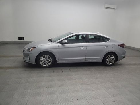 Used 2020 Hyundai Elantra SEL FWD image 2
