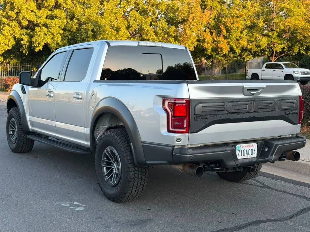 Used 2019 Ford F150 Raptor w/ Equipment Group 802A Luxury AWD/4WD image 3