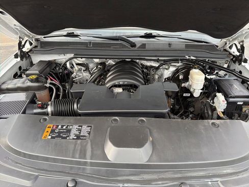 Used 2017 Cadillac Escalade ESV Platinum image 34