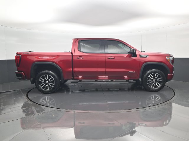 Used 2021 GMC Sierra 1500 AT4 w/ AT4 Premium Package AWD/4WD image 4