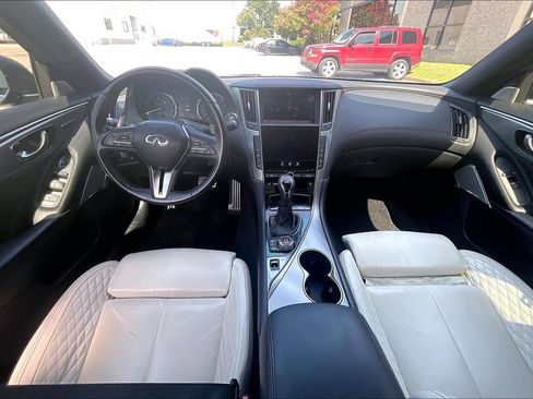 Used 2020 INFINITI Q50 Red Sport 400 w/ Carbon Fiber Package RWD image 15