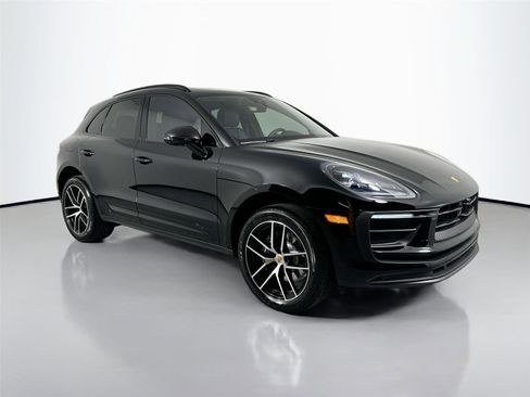 Used 2026 Porsche Macan Turbo AWD/4WD image 9