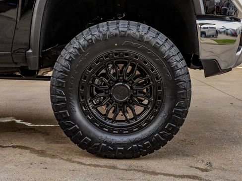 Used 2026 Chevrolet Silverado 2500 LTZ w/ LTZ Plus Package image 12