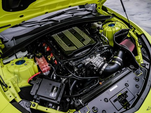 Used 2021 Chevrolet Camaro ZL1 image 95