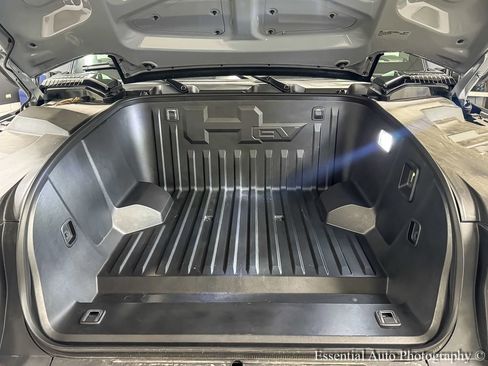 New 2025 GMC Hummer EV 3X image 25