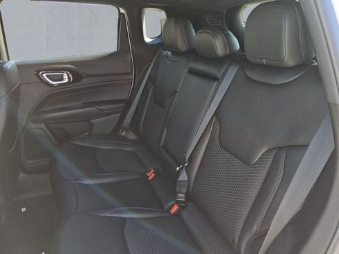 New 2026 Jeep Compass Latitude image 13